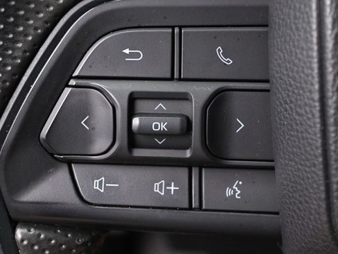 Certified 2024 Toyota Tacoma SR w/ SR Upgrade Package AWD/4WD image 18