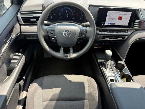 Used 2026 Toyota Camry LE FWD image 4