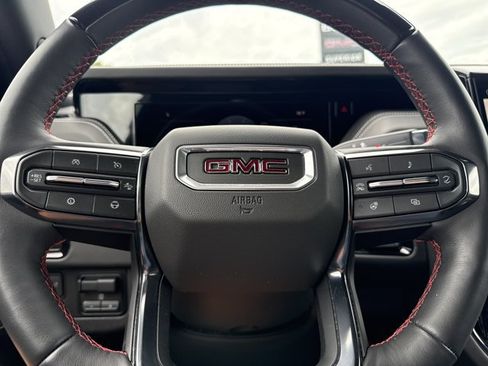 Used 2025 GMC Yukon AT4 Ultimate w/ LPO, Floor Liner Package AWD/4WD image 29