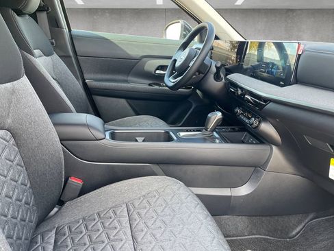 New 2026 Nissan Kicks SV image 24