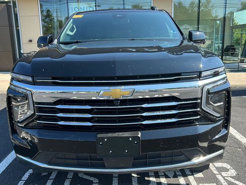 Used 2025 Chevrolet Tahoe LT AWD/4WD image 7