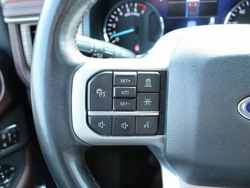 Used 2023 Ford Expedition Max Limited image 39