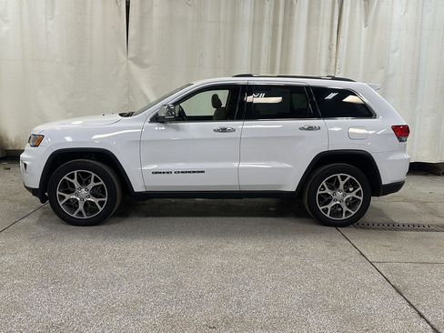 Used 2019 Jeep Grand Cherokee Limited w/ Trailer Tow Group IV image 2