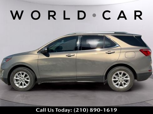 Used 2018 Chevrolet Equinox LT w/ Sun & Infotainment Package FWD image 10