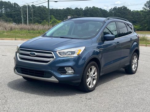 Used 2018 Ford Escape SEL AWD/4WD image 2
