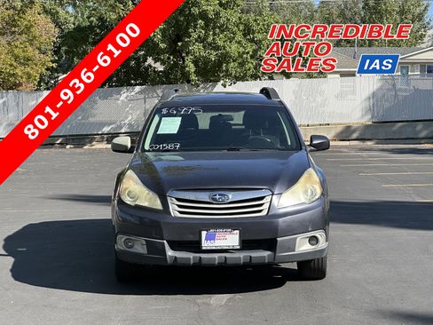 Used 2011 Subaru Outback 2.5i Premium AWD/4WD image 1