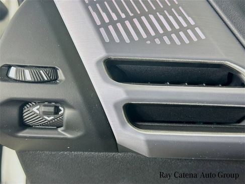 Used 2025 BMW 228i xDrive w/ Technology Package image 10