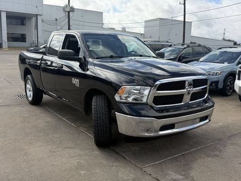 Used 2024 RAM 1500 Classic SLT AWD/4WD image 3