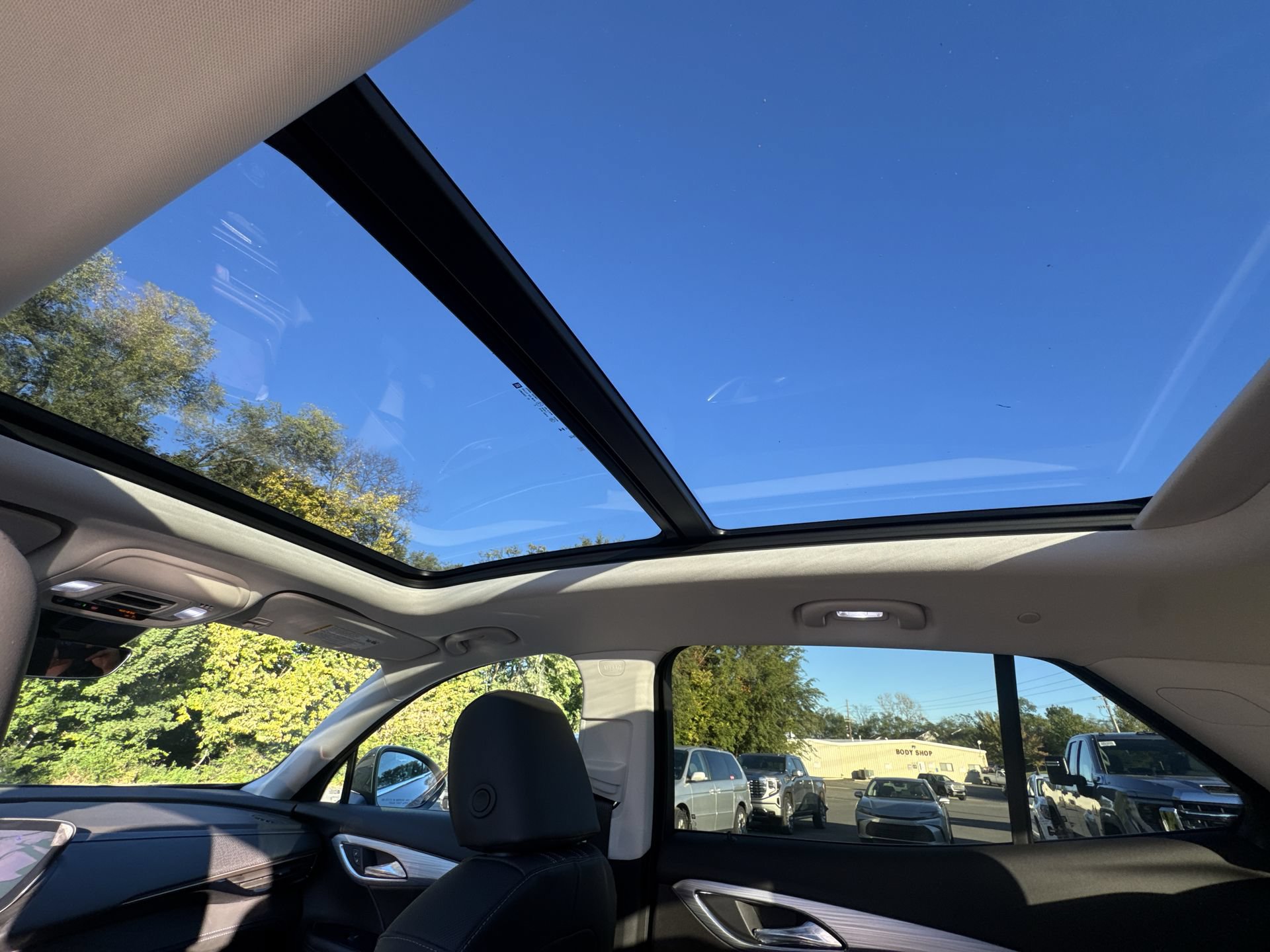 New 2026 Buick Envision Avenir AWD/4WD image 16