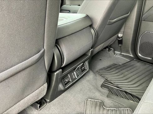 Used 2025 Chevrolet Silverado 1500 LT AWD/4WD image 22