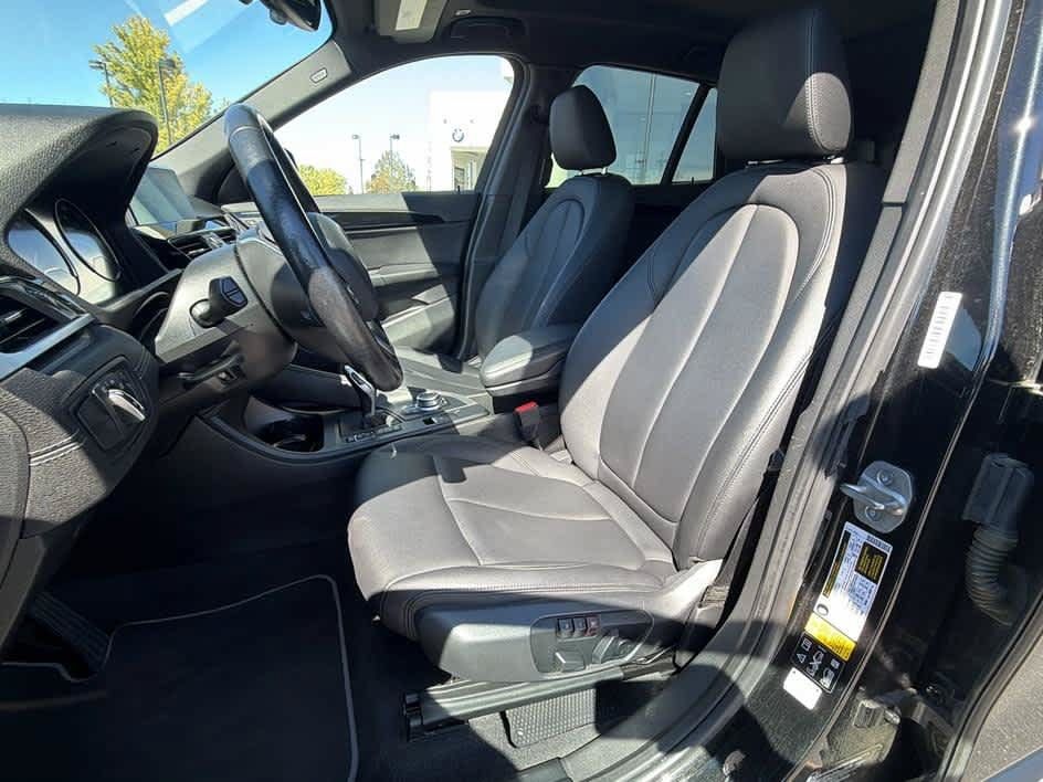 Used 2021 BMW X1 xDrive28i AWD/4WD image 13