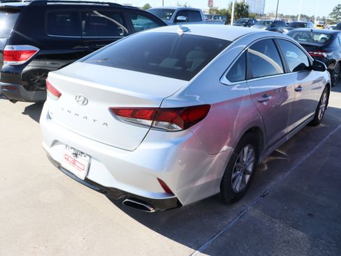 Used 2018 Hyundai Sonata SE image 11