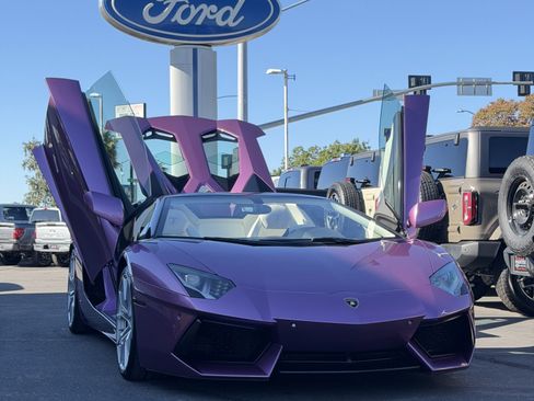 Used 2015 Lamborghini Aventador LP 700-4 AWD/4WD image 1