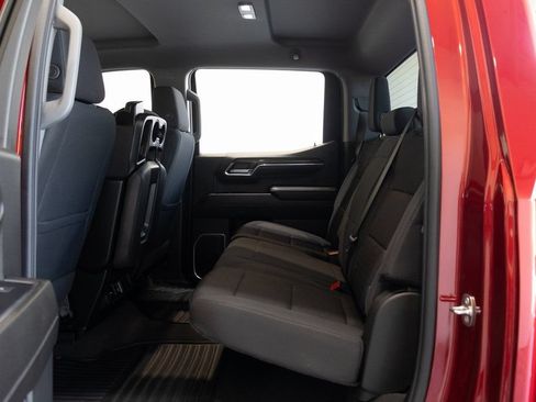 Used 2024 Chevrolet Silverado 1500 RST w/ Z71 Off-Road Package AWD/4WD image 17