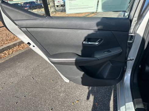 Used 2023 Nissan Sentra SV image 21