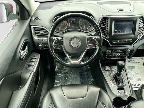 Used 2021 Jeep Cherokee Latitude Plus w/ Sun & Sound Group image 21