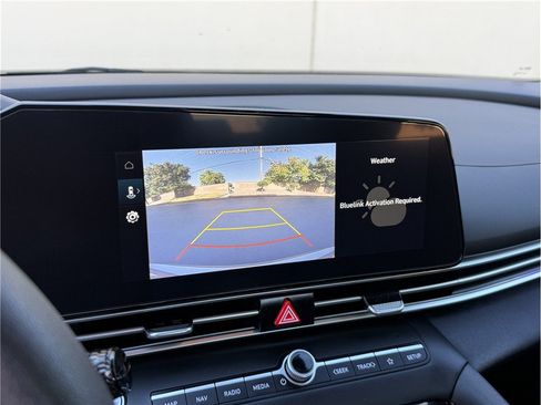 Used 2024 Hyundai Elantra Blue FWD image 16