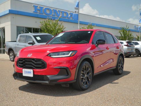 Used 2024 Honda HR-V Sport image 1