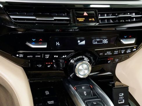 Used 2025 Acura MDX w/ Technology Package image 23