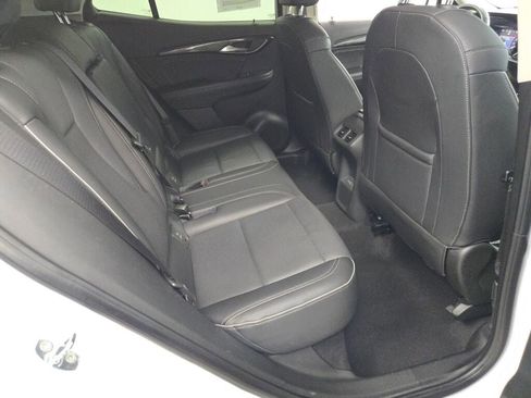 Used 2023 Buick Envision Essence image 11