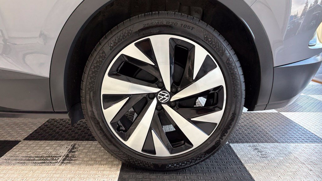 Used 2021 Volkswagen ID.4 Pro S w/ Gradient Package AWD/4WD image 12