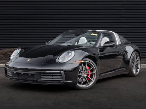 Certified 2021 Porsche 911 AWD/4WD image 1