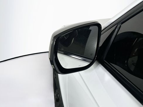 Used 2021 Jeep Grand Cherokee L Laredo RWD image 15