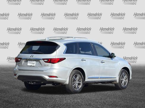 Used 2019 INFINITI QX60 Luxe w/ Essential Package AWD/4WD image 5
