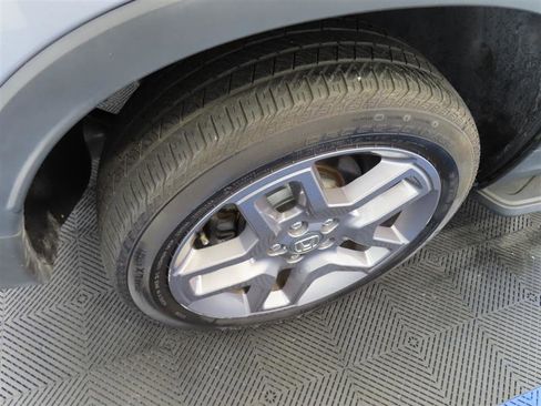Used 2023 Honda Passport EX-L image 9