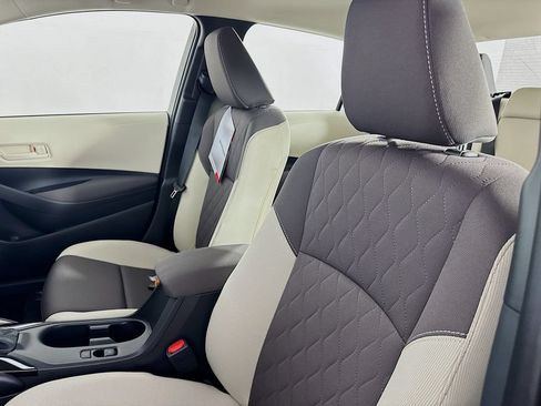 New 2026 Toyota Corolla LE FWD image 31