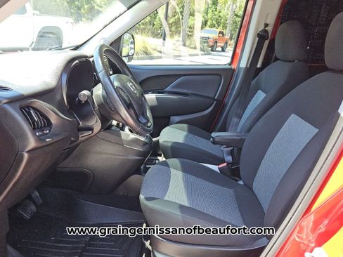 Used 2017 RAM ProMaster City Tradesman w/ Rear Back-up Camera Group FWD image 3