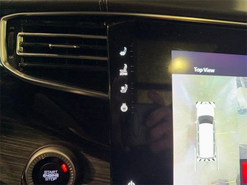 Used 2022 Jeep Wagoneer Series III w/ Premium Group I image 24