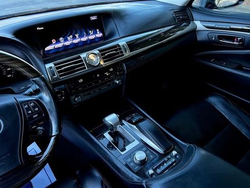 Used 2014 Lexus LS 600h L image 49