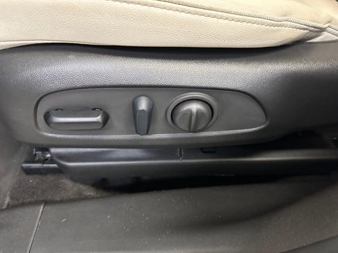 Certified 2023 Buick Encore GX Select image 3
