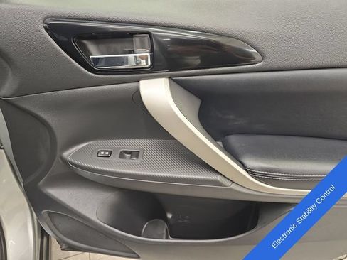 Used 2023 Mitsubishi Eclipse Cross SE AWD/4WD image 11