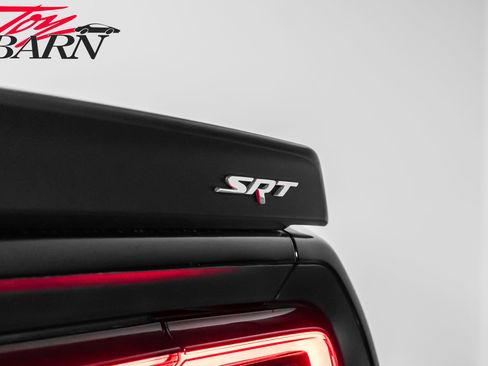 Used 2016 Dodge Challenger SRT Hellcat image 13