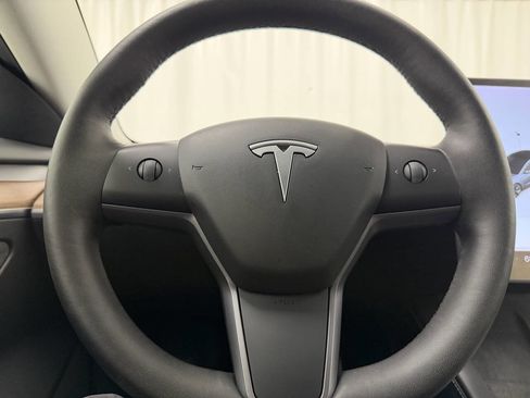 Used 2022 Tesla Model 3 image 34