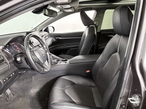 Used 2023 Toyota Camry XSE image 23