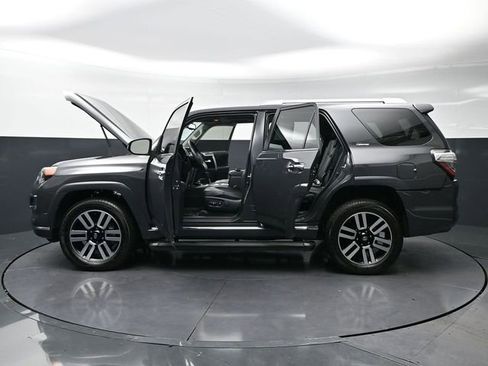Used 2024 Toyota 4Runner Limited image 42