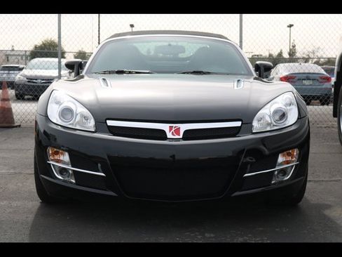 Used 2008 Saturn Sky Base w/ Premium Trim Package image 3