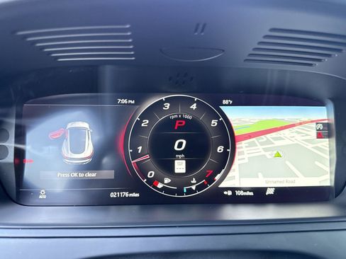 Used 2023 Jaguar F-TYPE R image 10