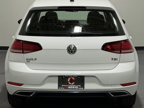 Used 2018 Volkswagen Golf SE image 6