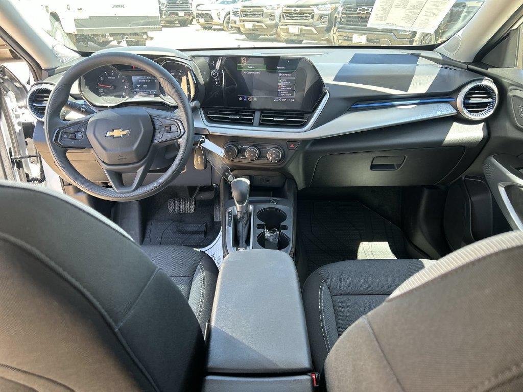 Certified 2026 Chevrolet Trax LS FWD image 18