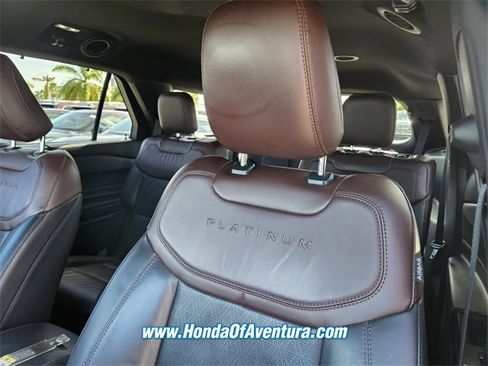 Used 2022 Ford Explorer Platinum w/ Technology Package image 9