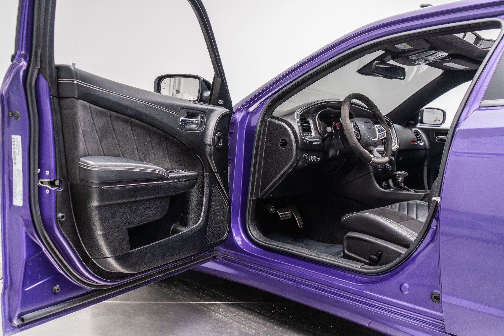 Used 2023 Dodge Charger SRT Hellcat RWD image 22