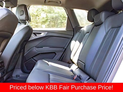 Used 2022 Audi Q4 e-tron Premium Plus AWD/4WD image 13