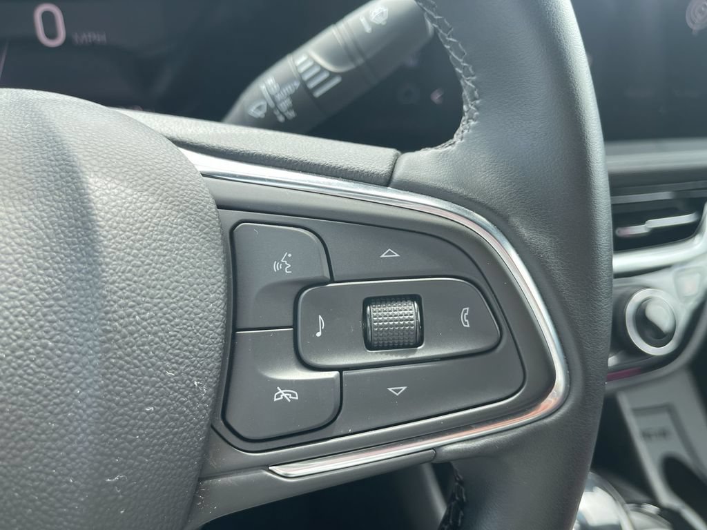 Used 2024 Buick Envista Sport Touring w/ Convenience II Package FWD image 22