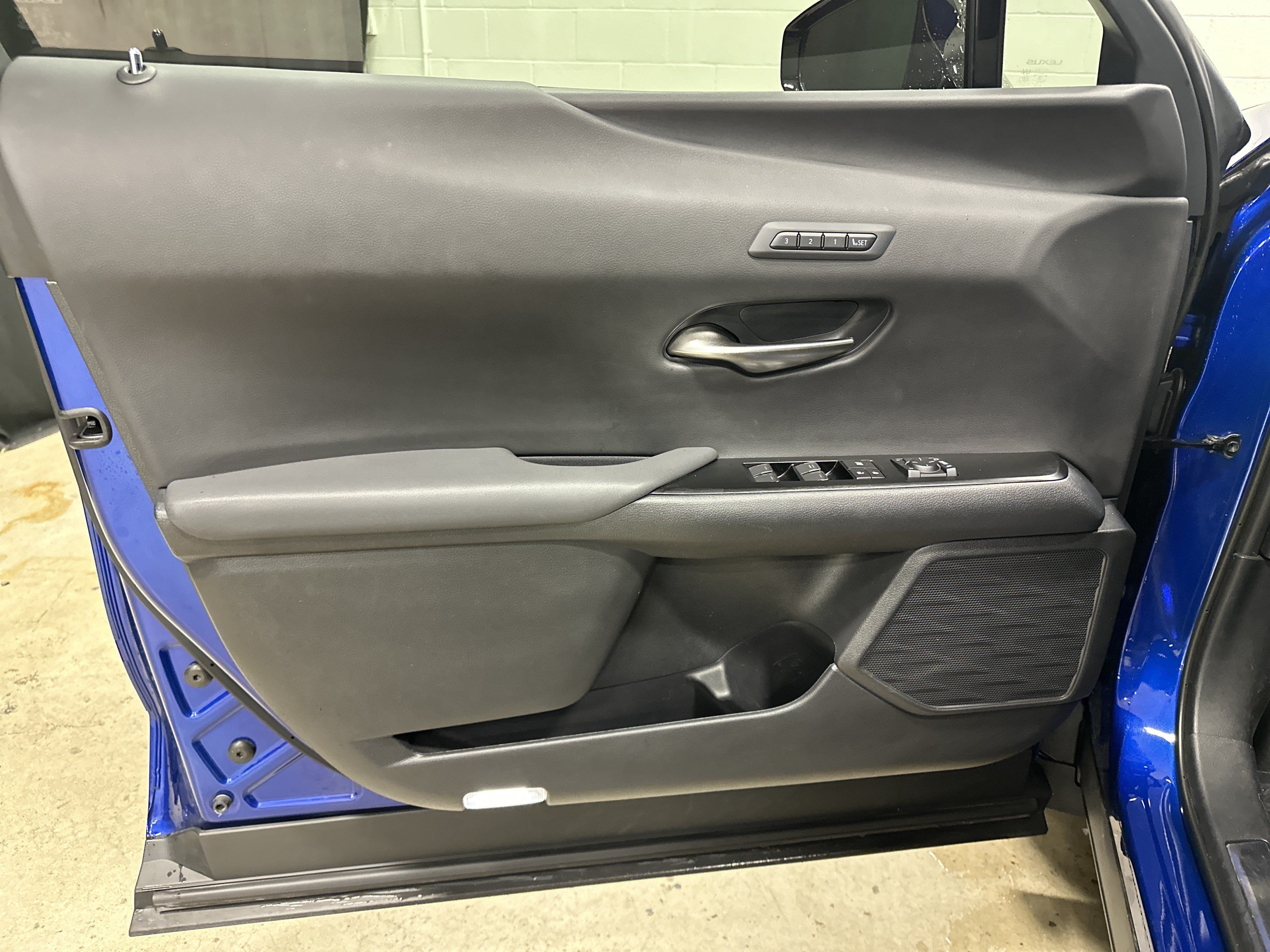 Certified 2024 Lexus UX 250h F Sport FWD image 14