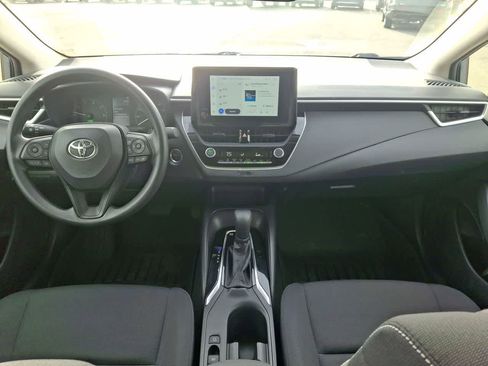 Used 2023 Toyota Corolla LE w/ LE Convenience Package image 10