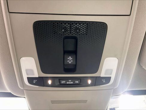 Used 2024 Honda CR-V EX-L image 27